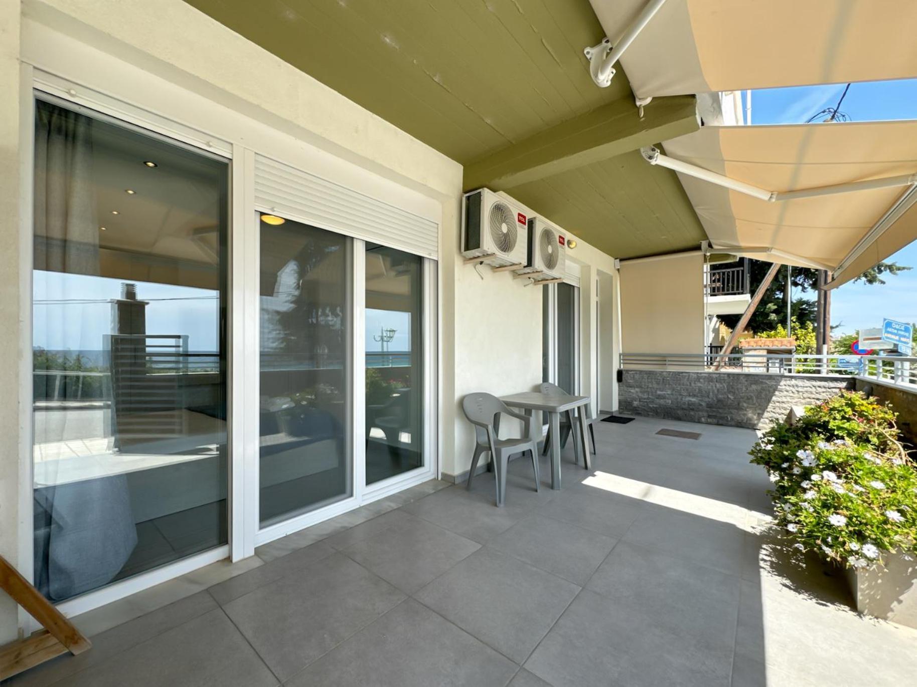 Ferienwohnung Blue Horizon 2 Nea Kallikrateia Exterior foto